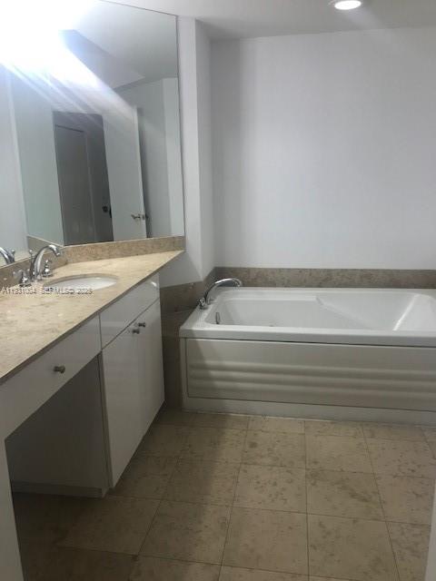 BLUE DIAMOND CONDO - Residential Lease