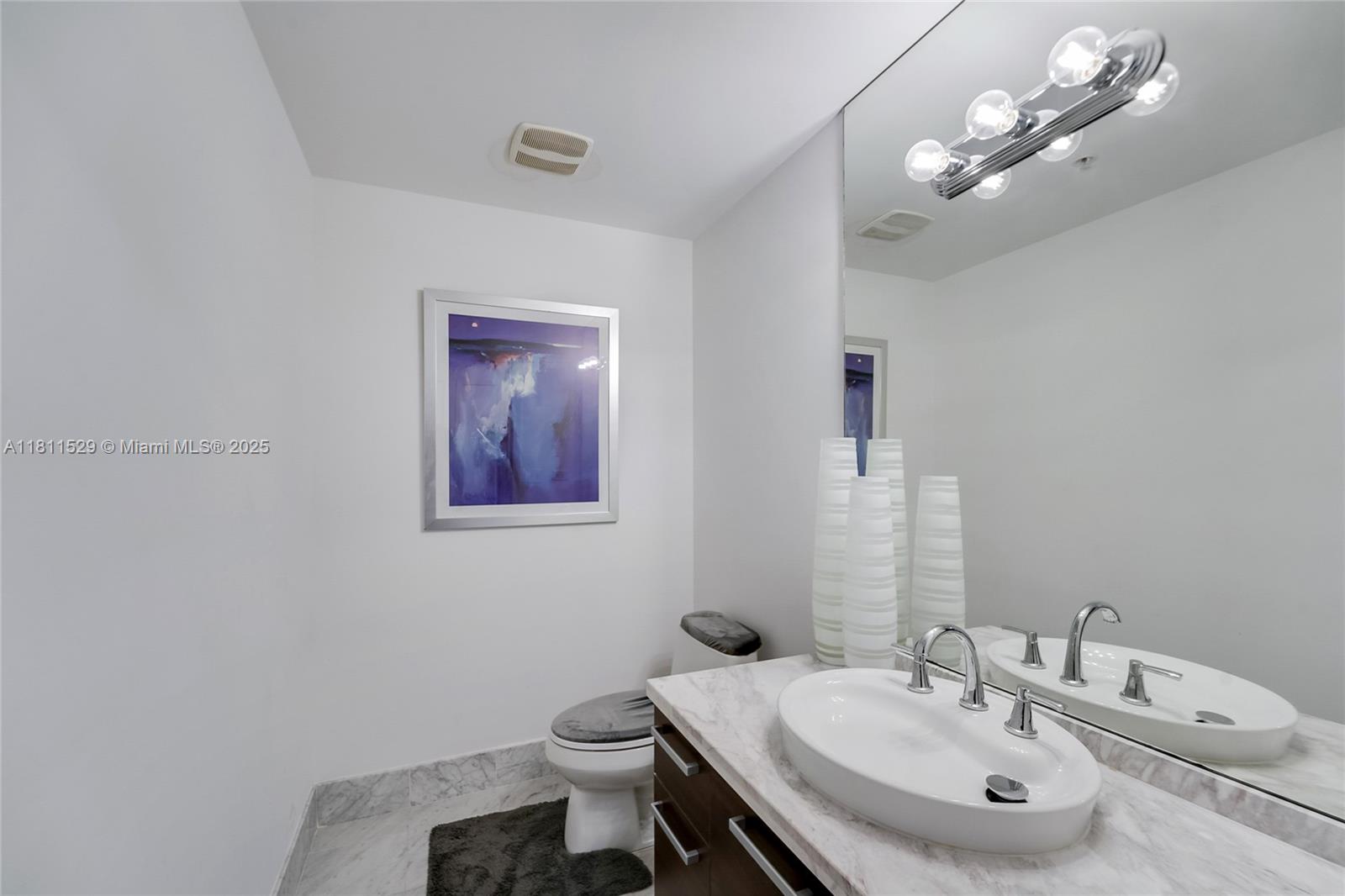 VIZCAYNE NORTH CONDO - Residential