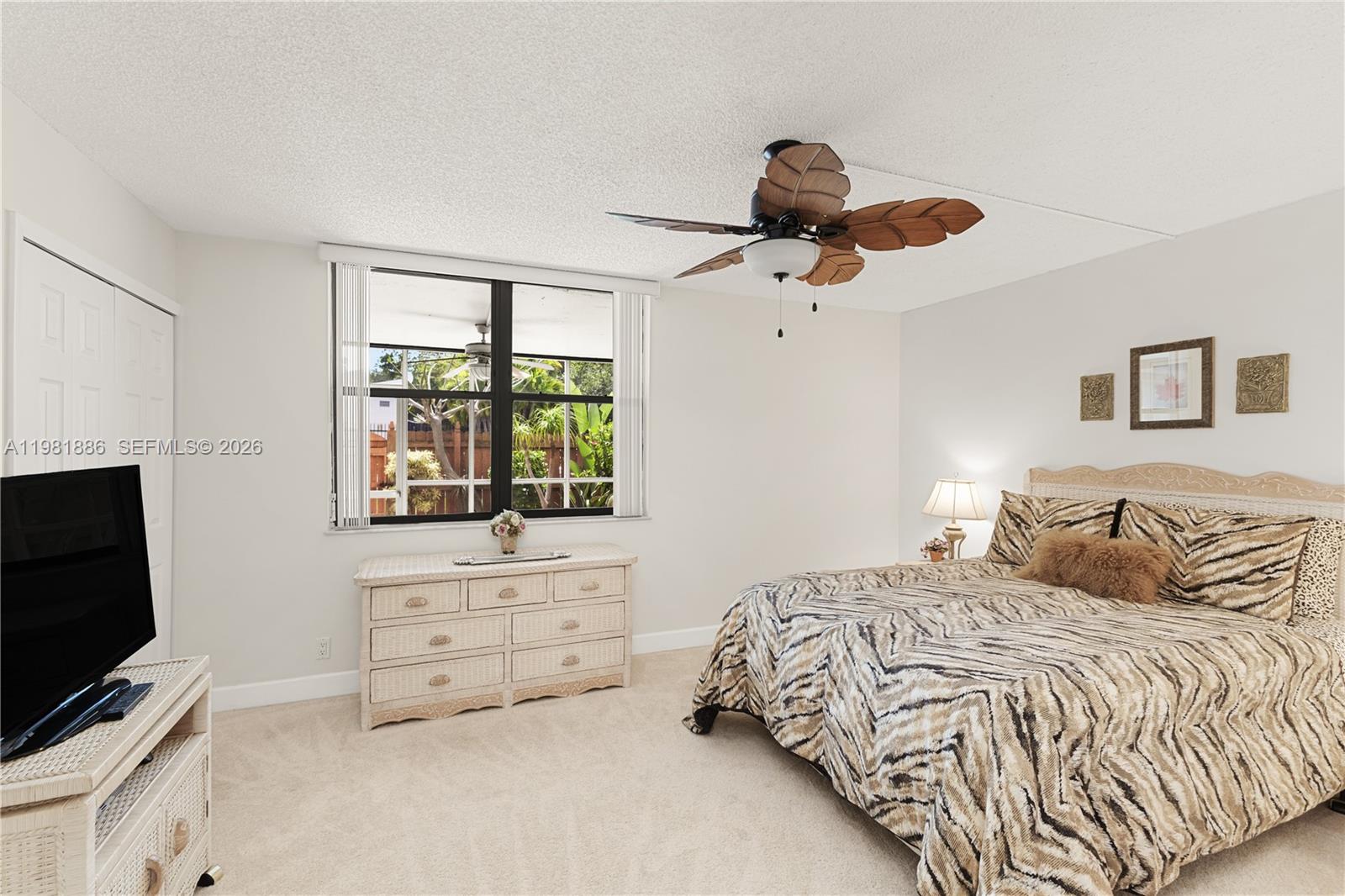 SOUTHVIEW AT AVENTURA CON - Residential