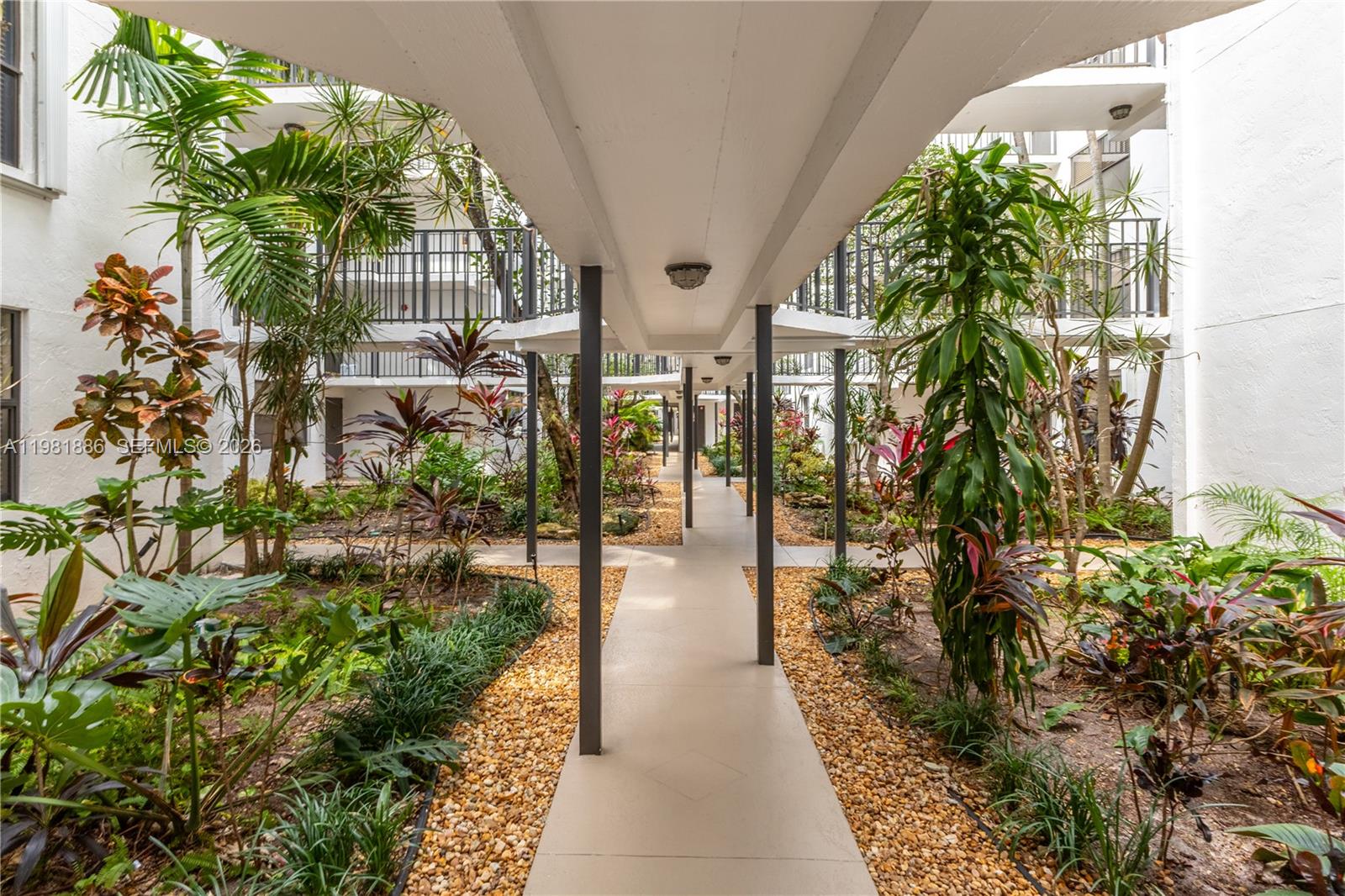 SOUTHVIEW AT AVENTURA CON - Residential