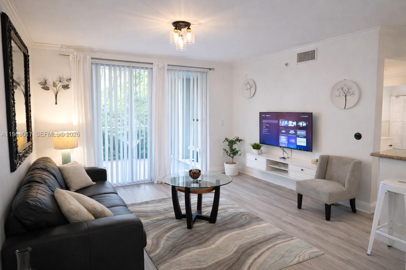 PORTO BELLAGIO CONDO - Residential