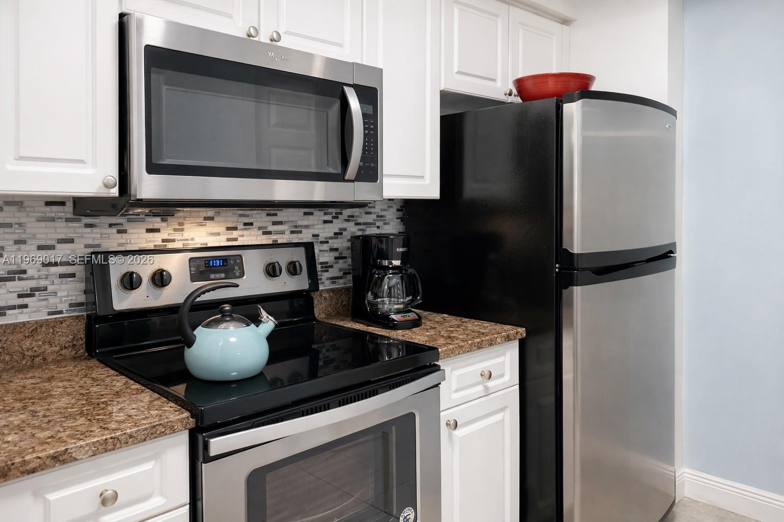 PORTO BELLAGIO CONDO - Residential