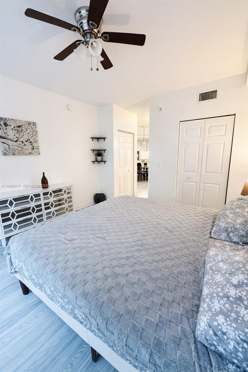 PORTO BELLAGIO CONDO - Residential