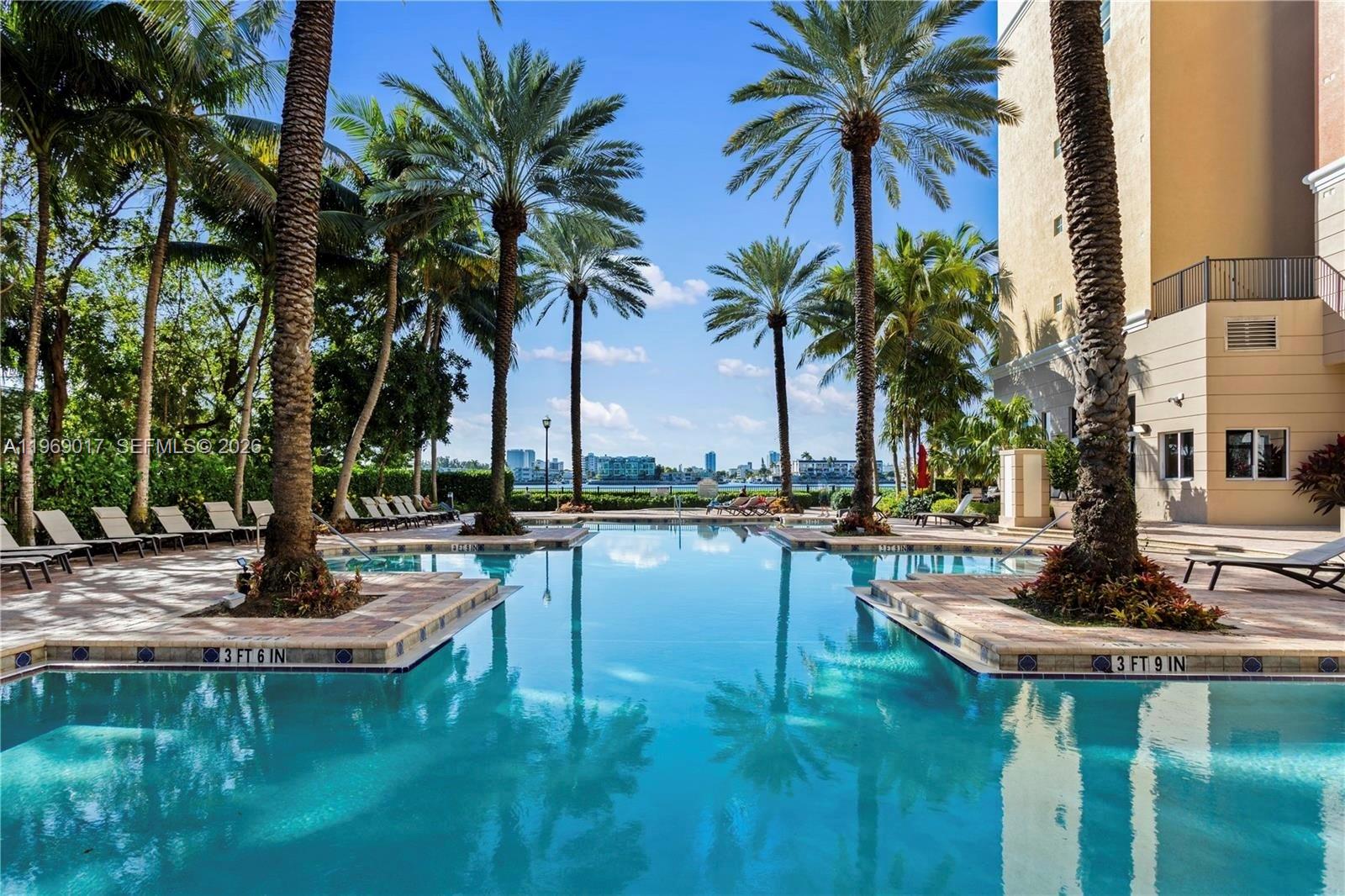 PORTO BELLAGIO CONDO - Residential