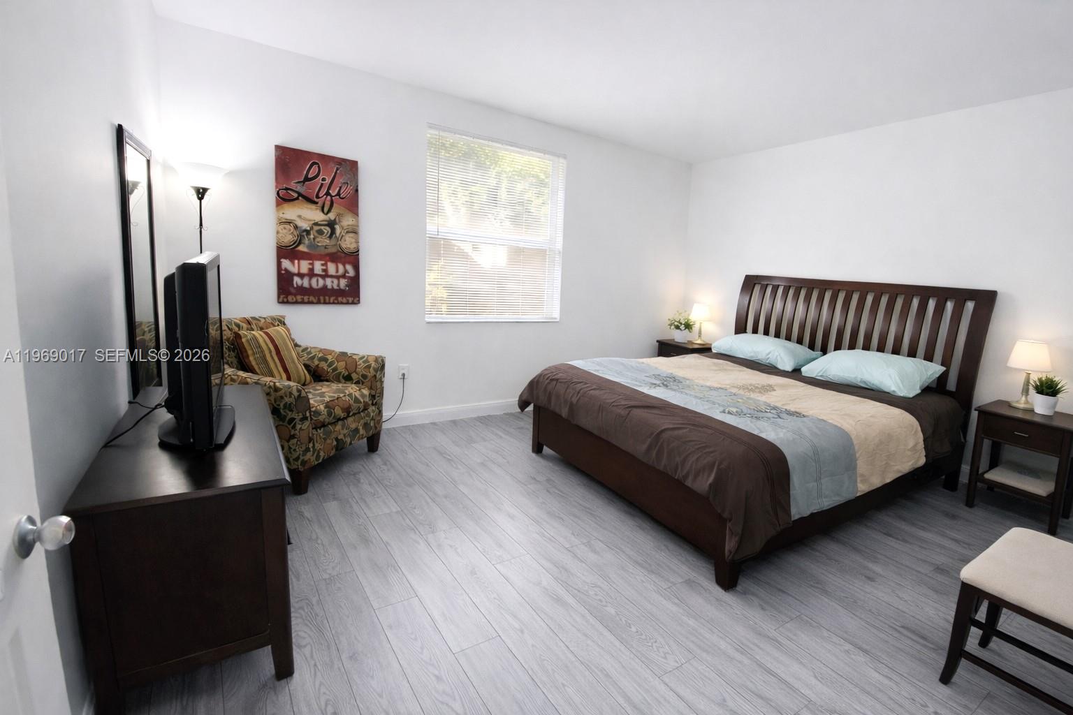 PORTO BELLAGIO CONDO - Residential