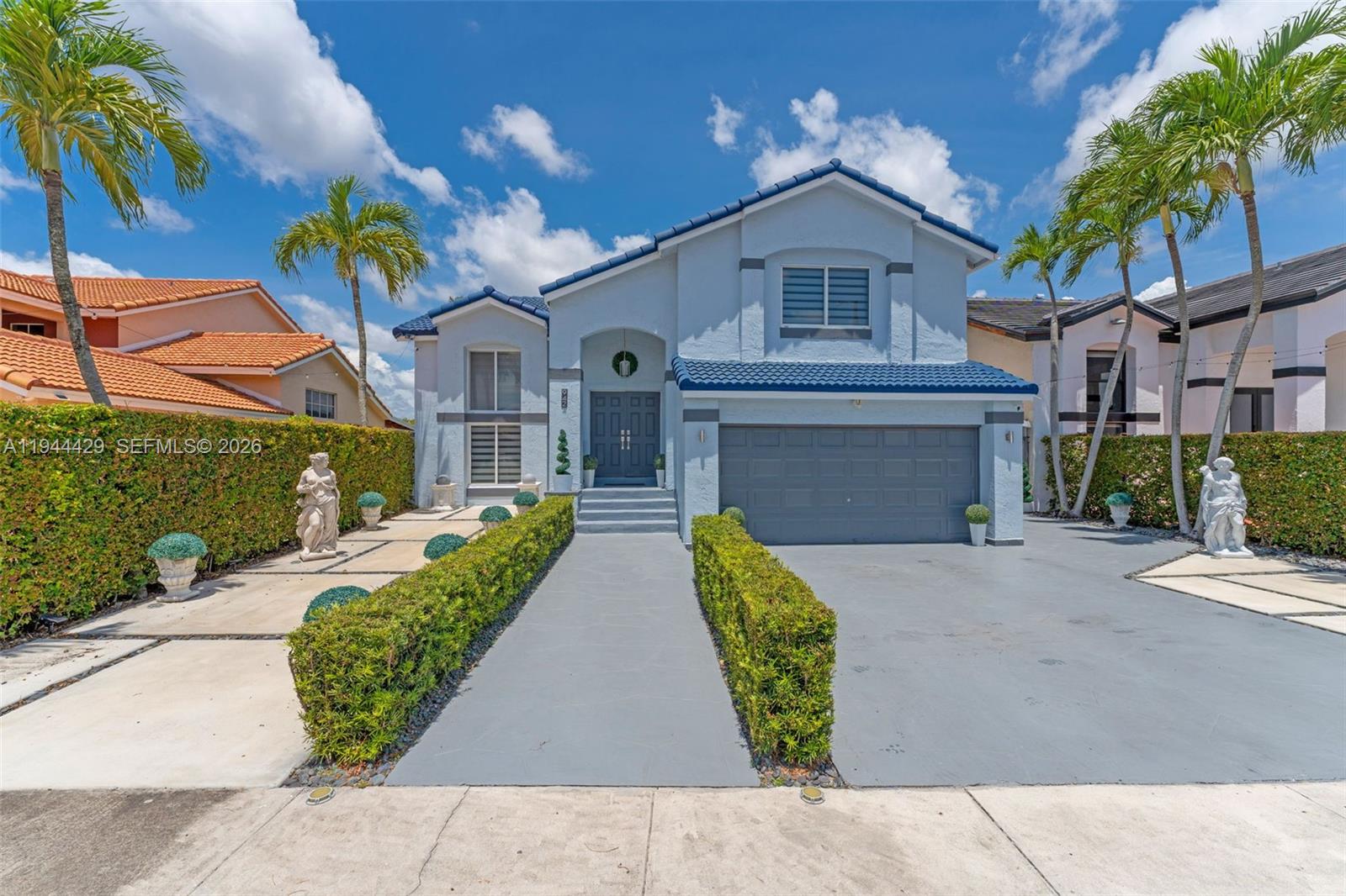 VENEZIA HOMES ESTATES IST - Residential