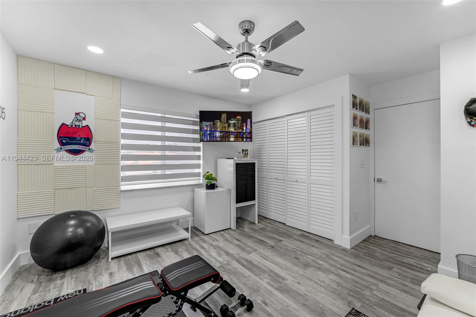 VENEZIA HOMES ESTATES IST - Residential