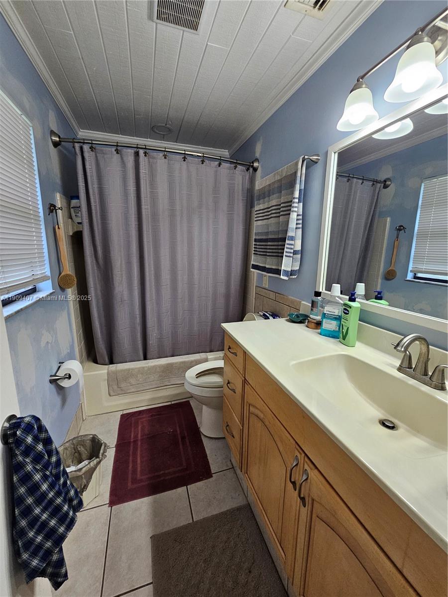 INDIAN RIVER ESTATES UNIT - Residential