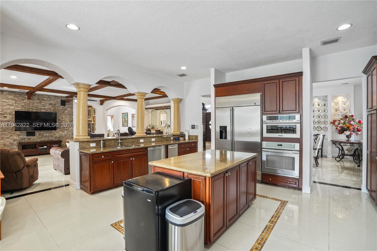 CUTLER CAY - Residential