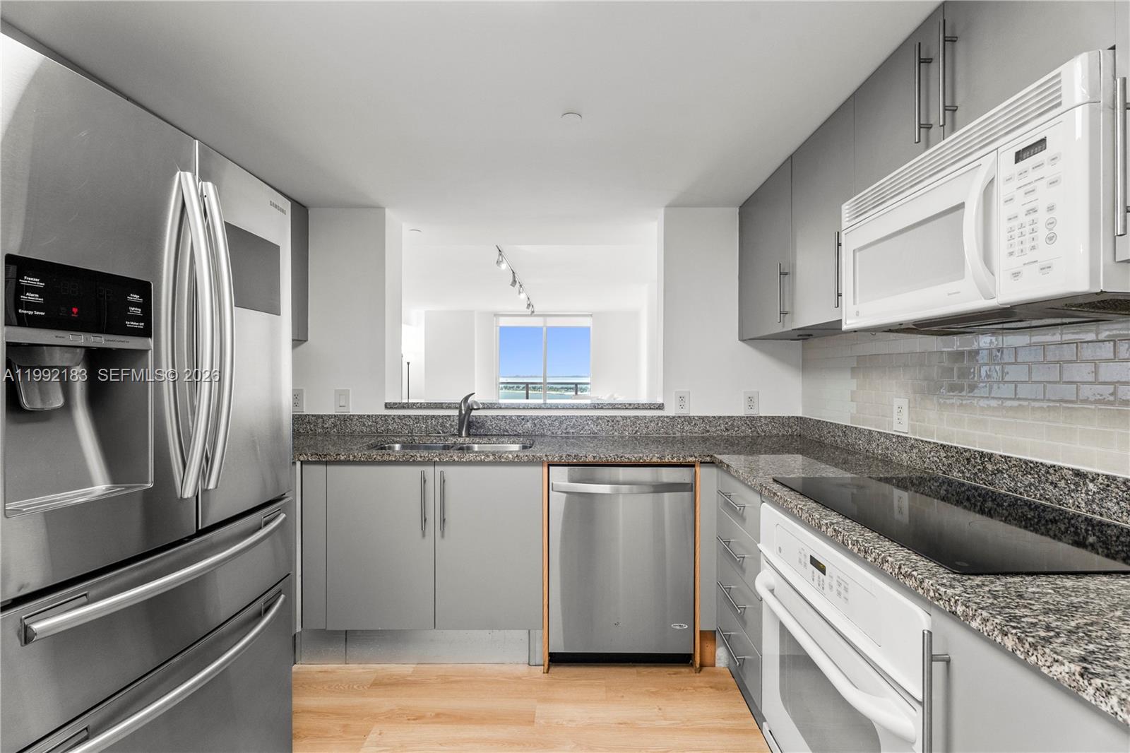 SKYLINE ON BRICKELL CONDO - Residential