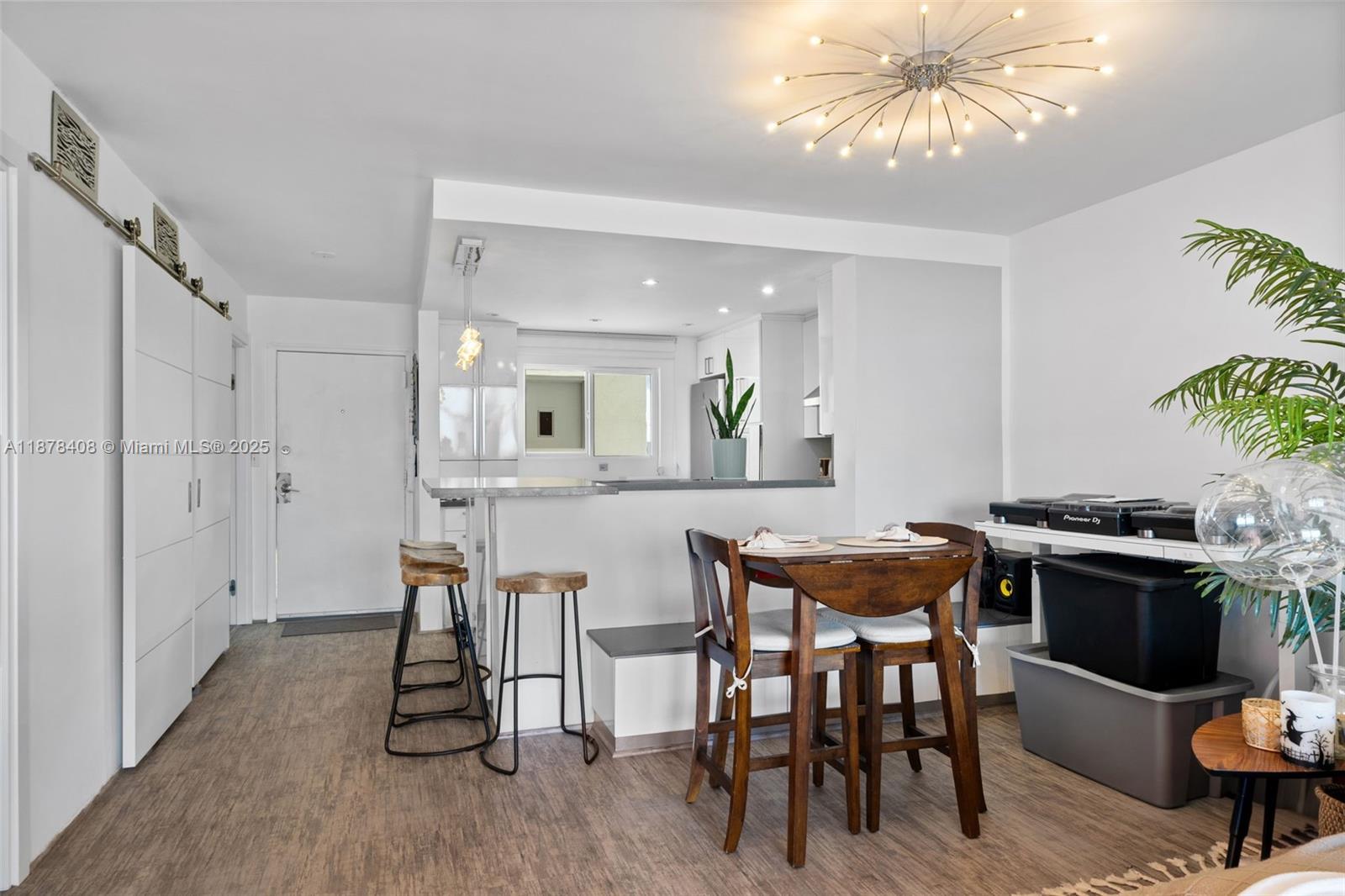 EDEN POINT NORTH CONDO - Residential