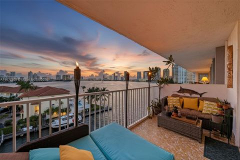 4000 NE 170th St 602 North Miami Beach FL 33160