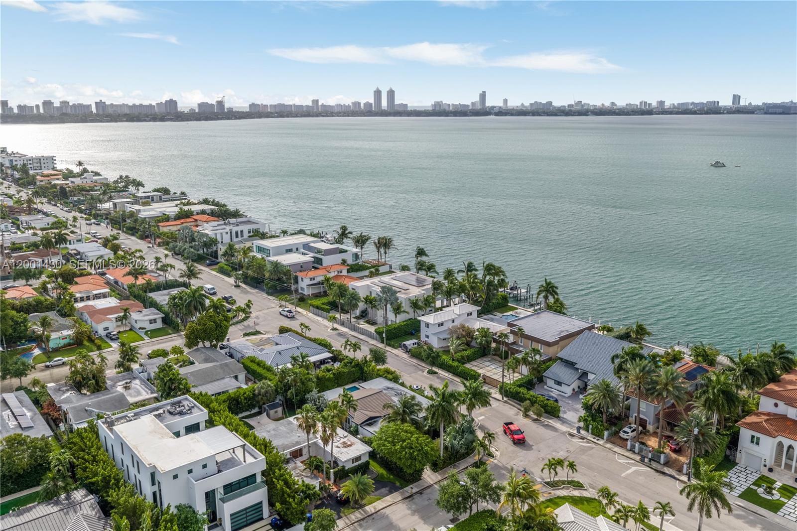 TREASURE PLAZA - Residential