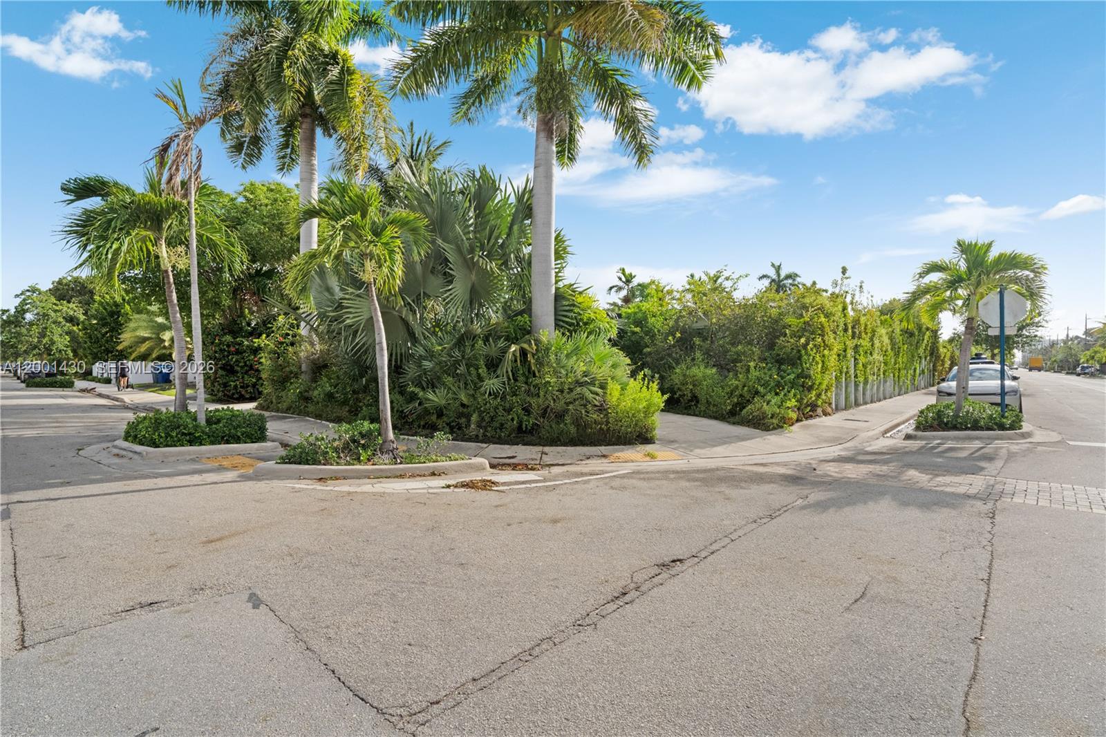 TREASURE PLAZA - Residential