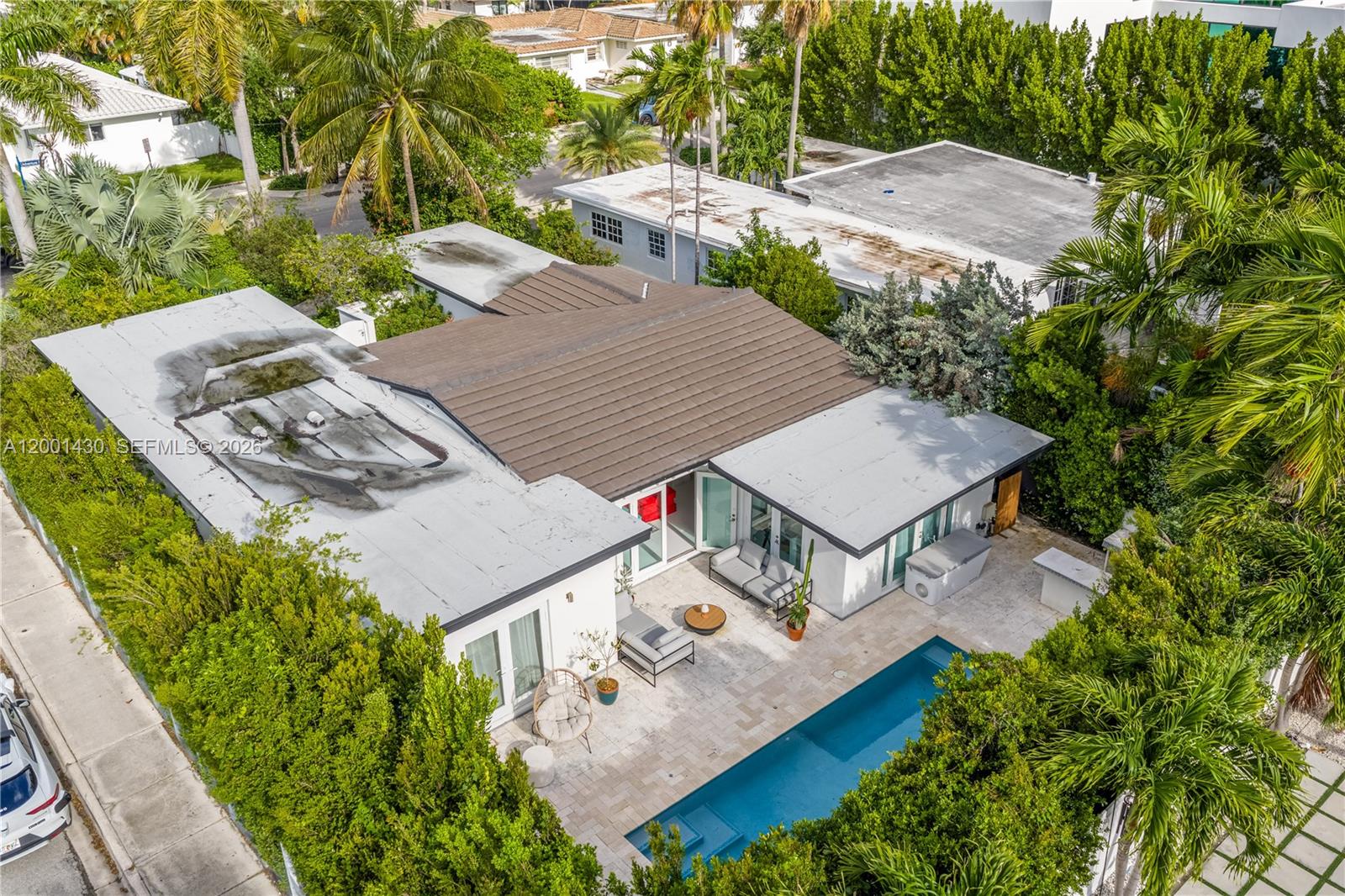 TREASURE PLAZA - Residential