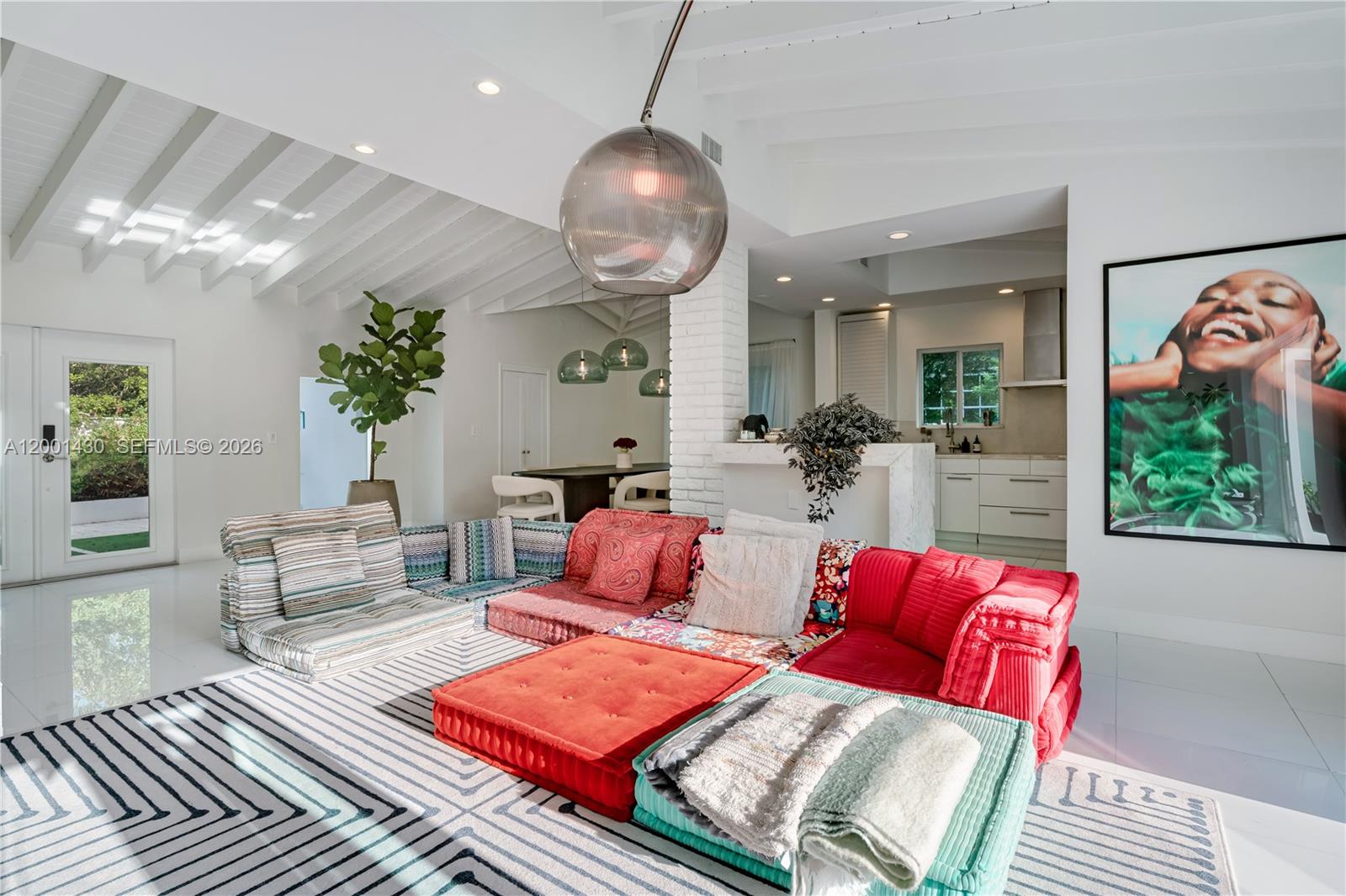 TREASURE PLAZA - Residential