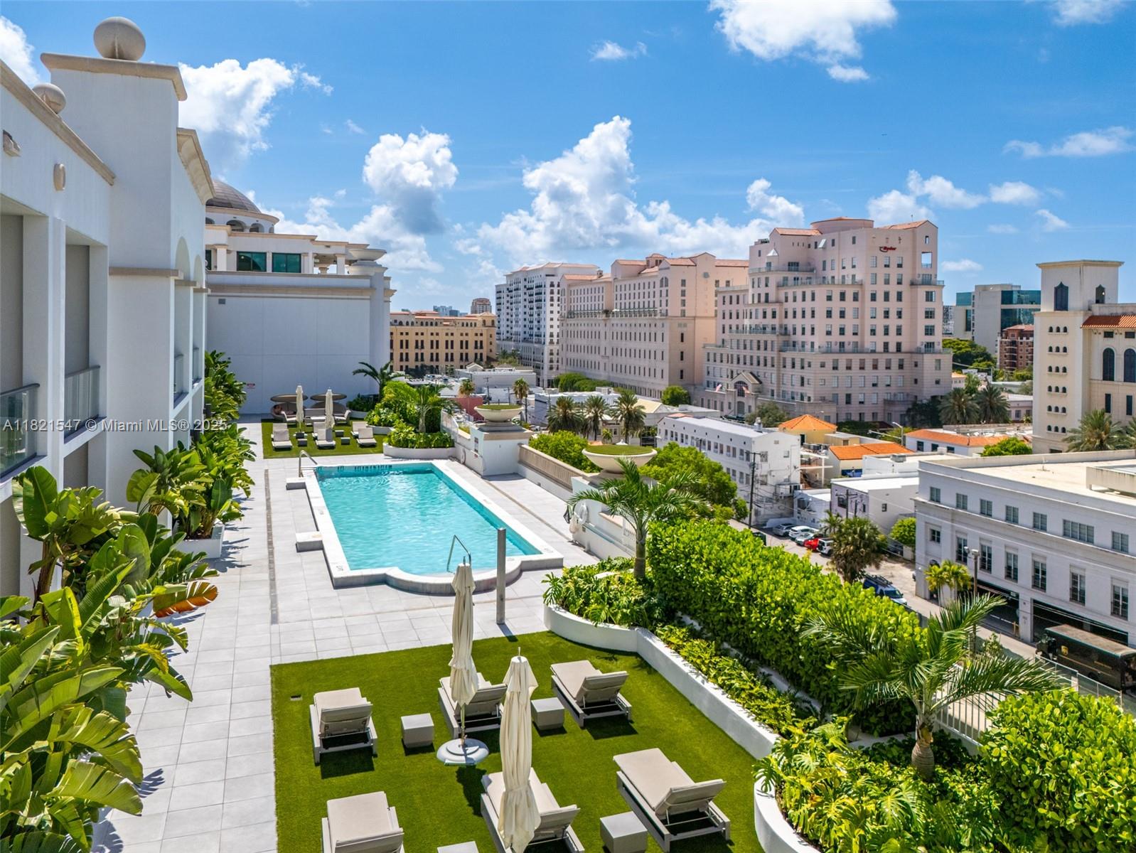 GIRALDA PLACE CONDO - Residential