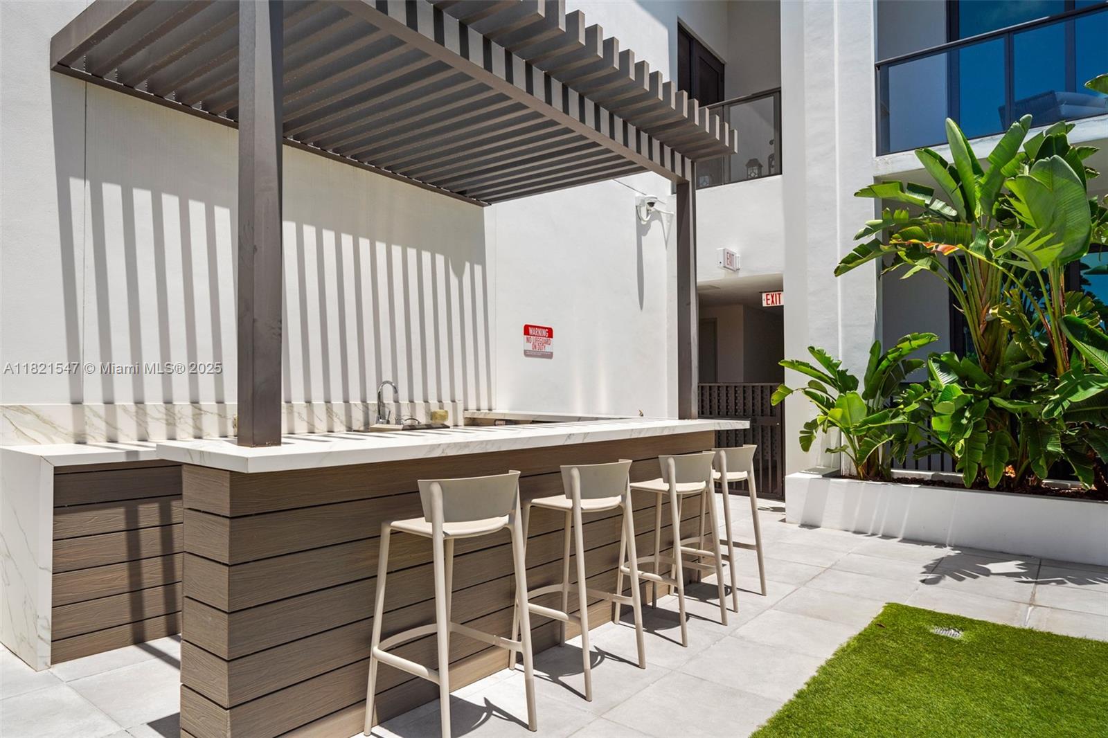 GIRALDA PLACE CONDO - Residential