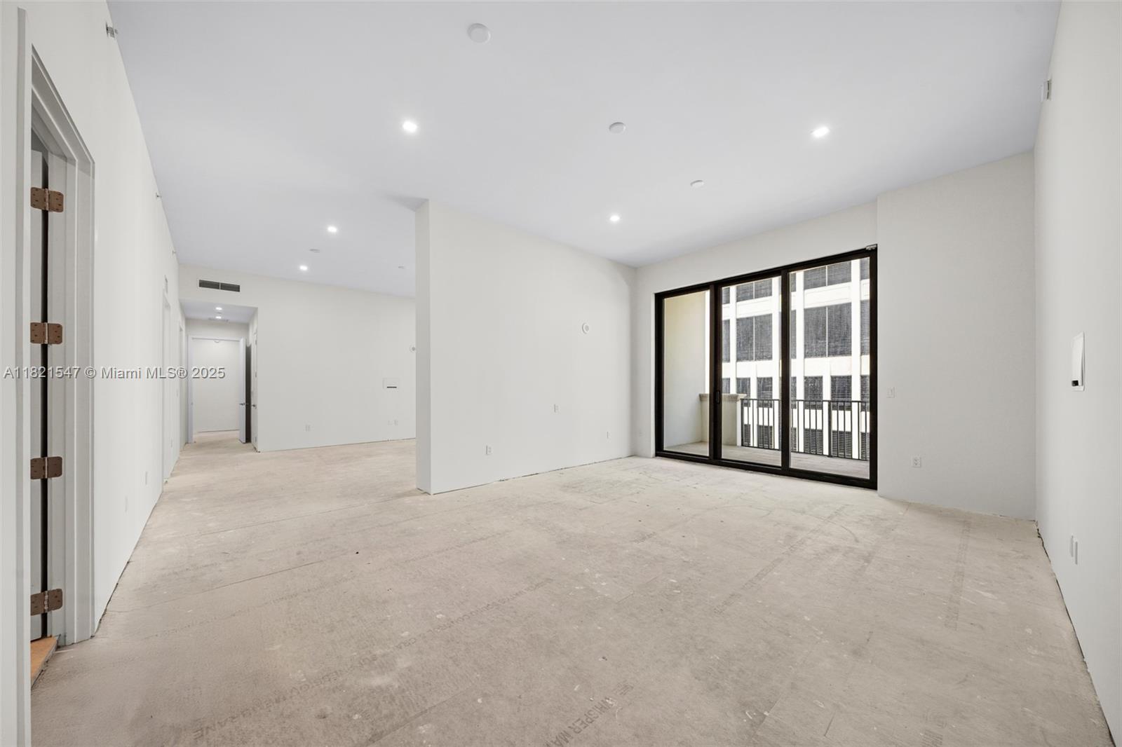 GIRALDA PLACE CONDO - Residential