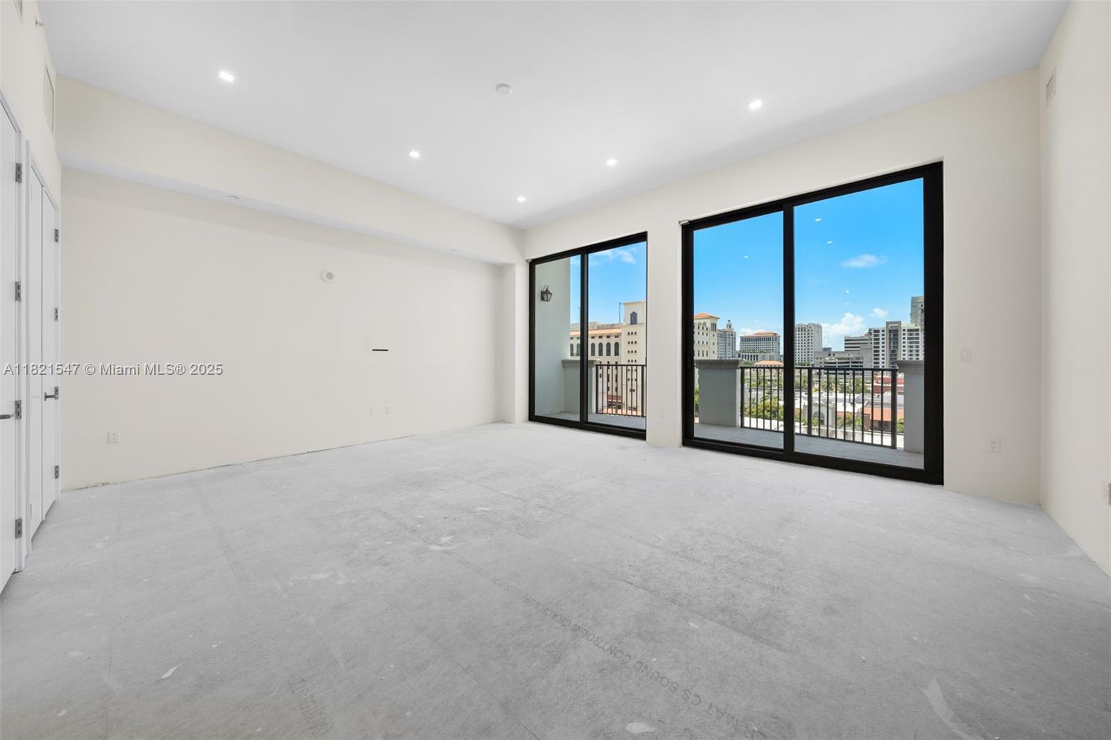 GIRALDA PLACE CONDO - Residential