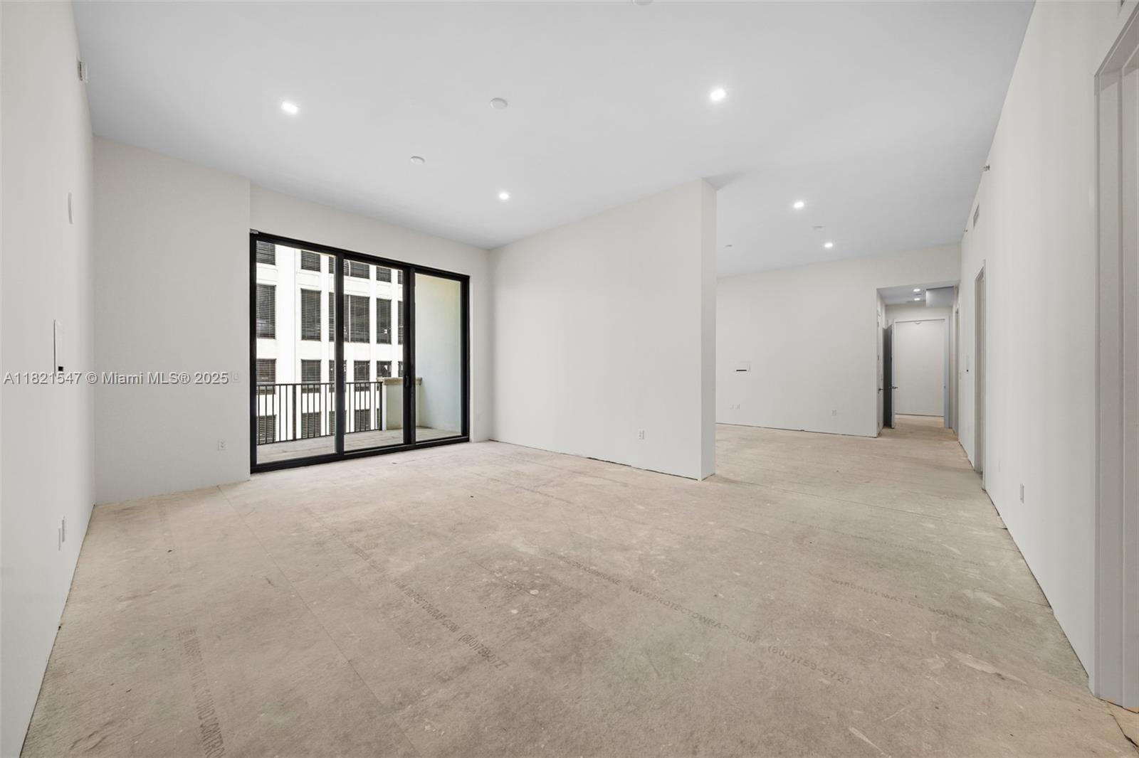 GIRALDA PLACE CONDO - Residential