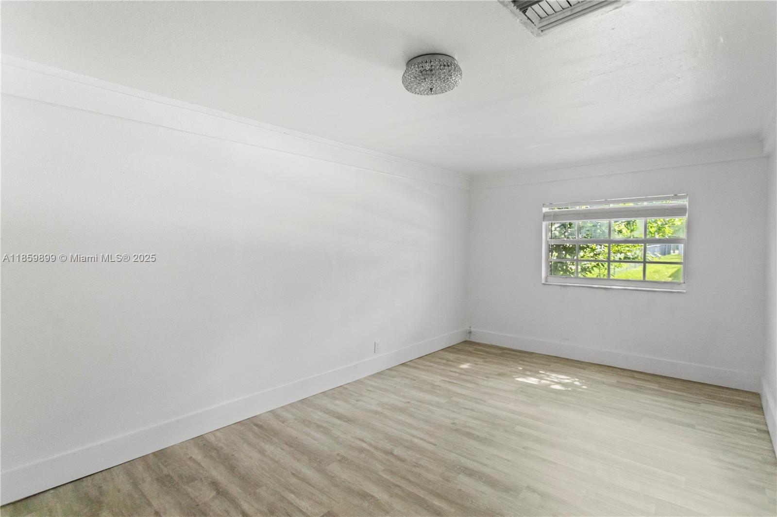 BISCAYNE GARDENS SEC E PA - Residential