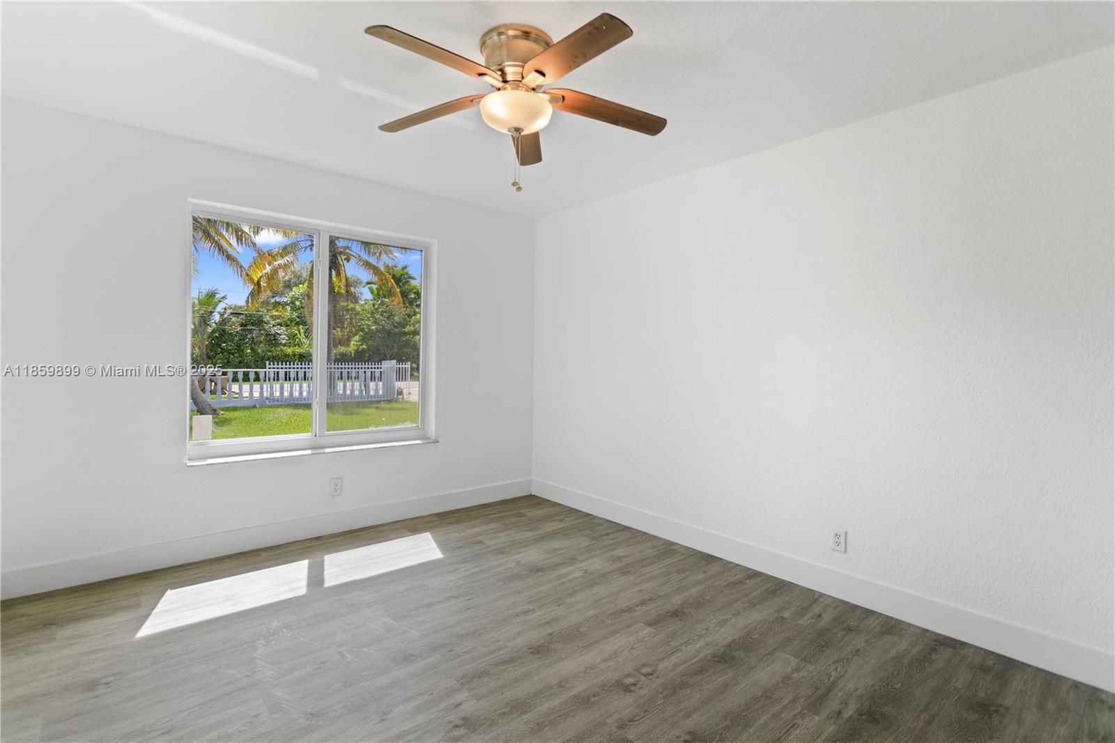 BISCAYNE GARDENS SEC E PA - Residential