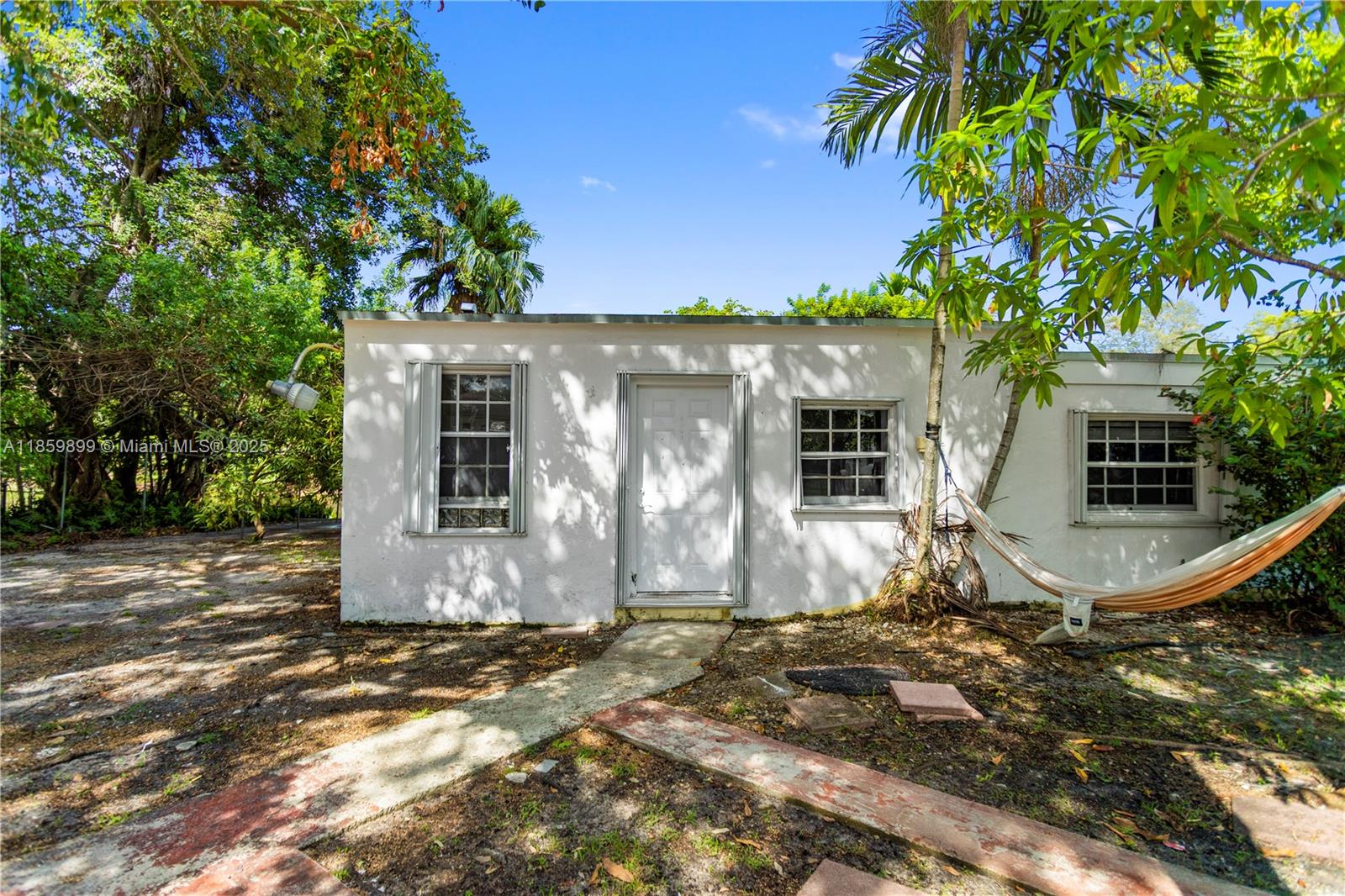 BISCAYNE GARDENS SEC E PA - Residential