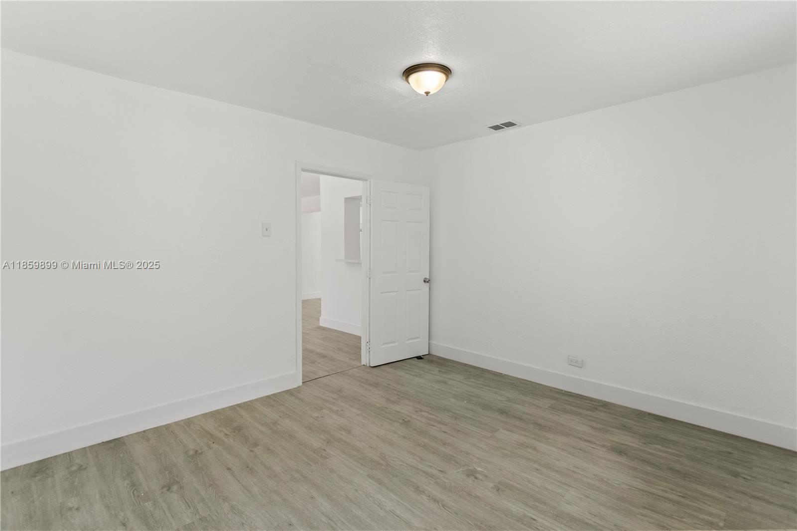 BISCAYNE GARDENS SEC E PA - Residential