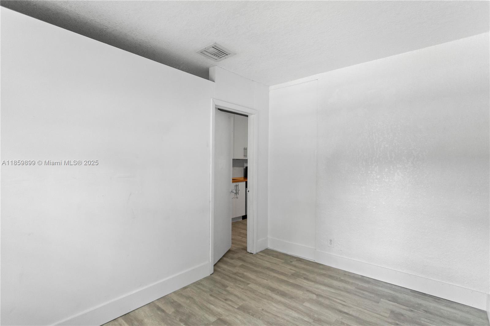 BISCAYNE GARDENS SEC E PA - Residential