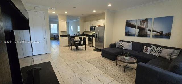 OAKTON PRESERVE - Residential