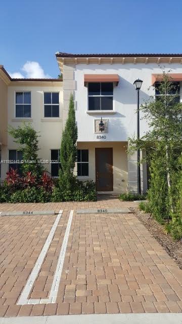 OAKTON PRESERVE - Residential