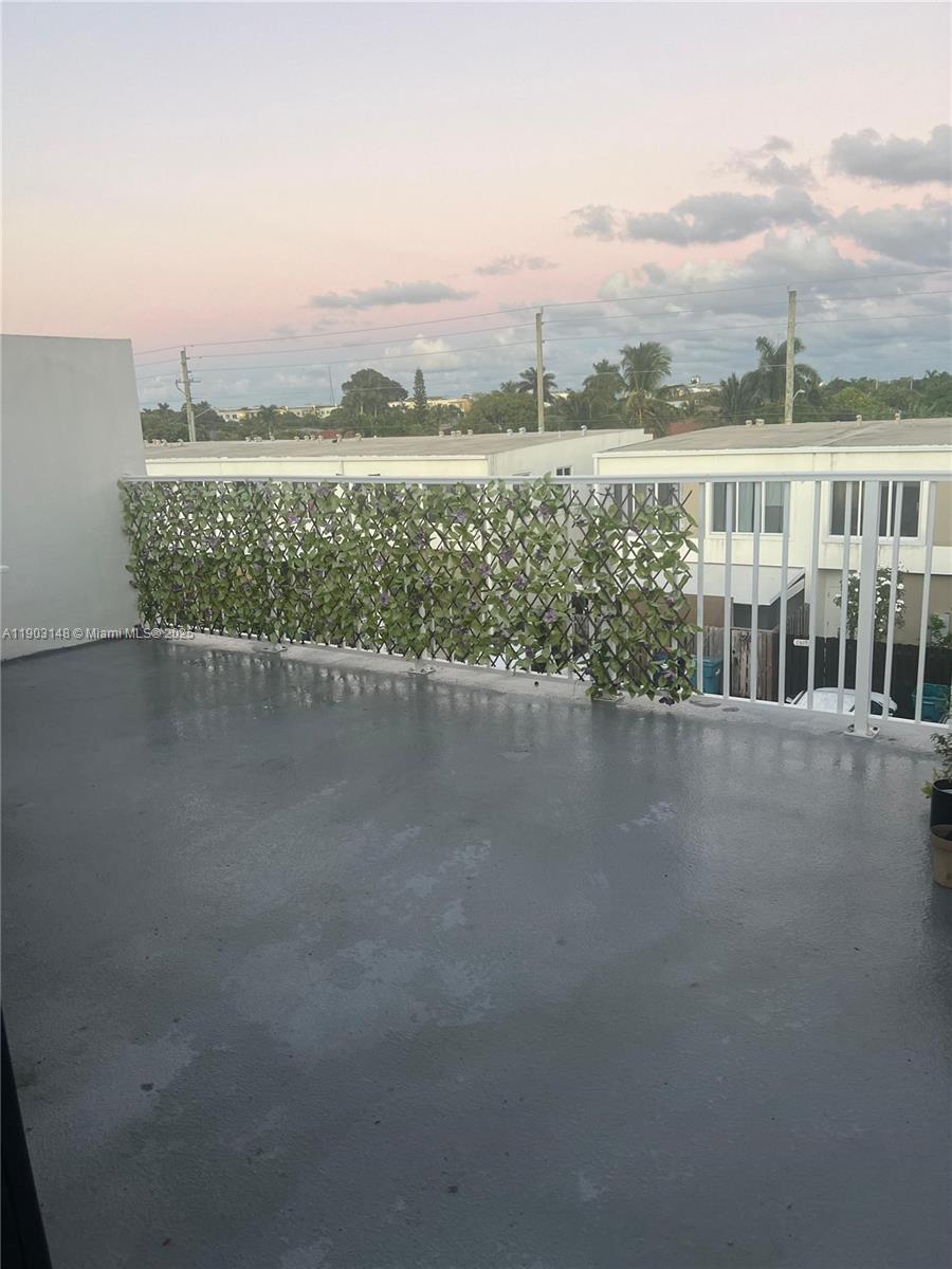 PARADISE GARDENS - Residential