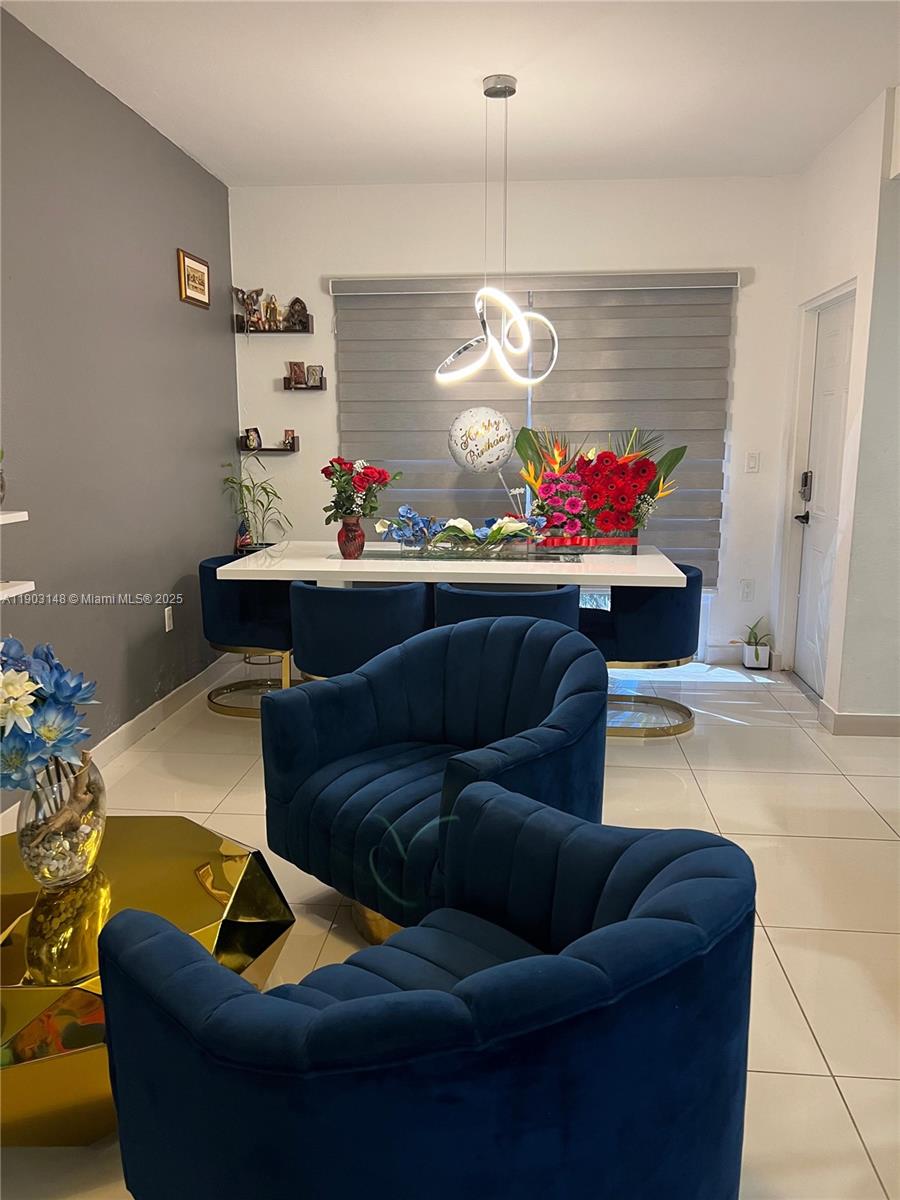 PARADISE GARDENS - Residential