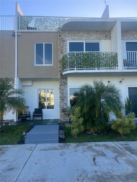 25896 SW 139th Ct Homestead FL 33032