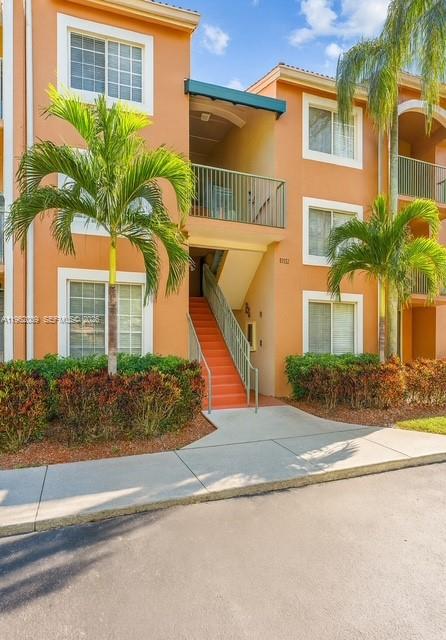 THE ENCLAVE AT NAPLES - Residential