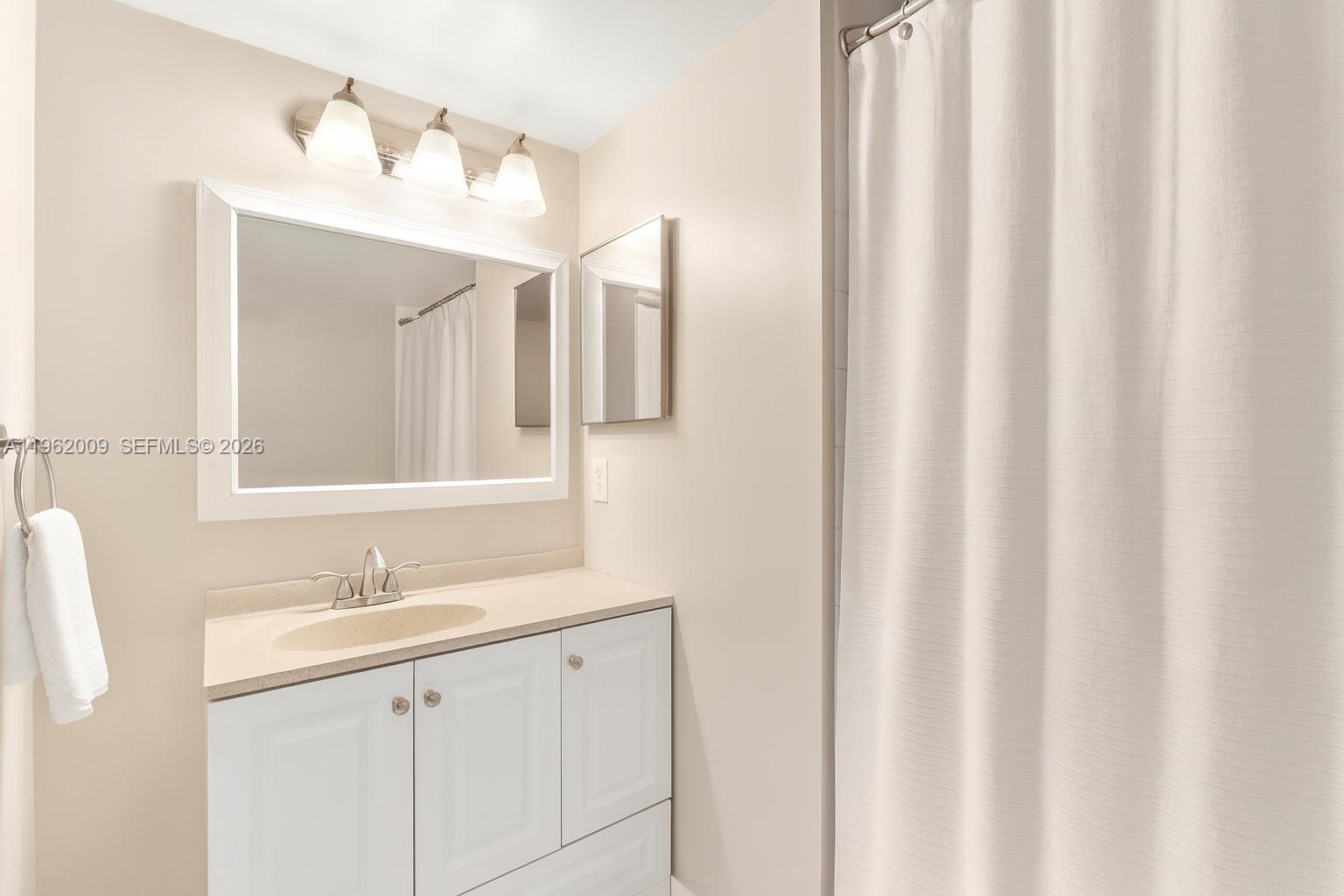 THE ENCLAVE AT NAPLES - Residential