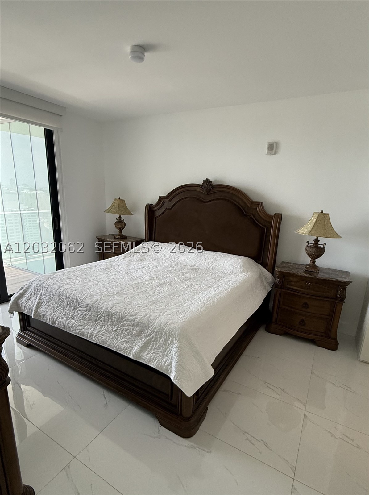 1010 Brickell Ave 2704