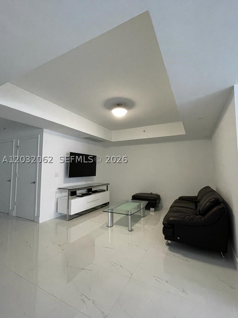1010 Brickell Ave 2704