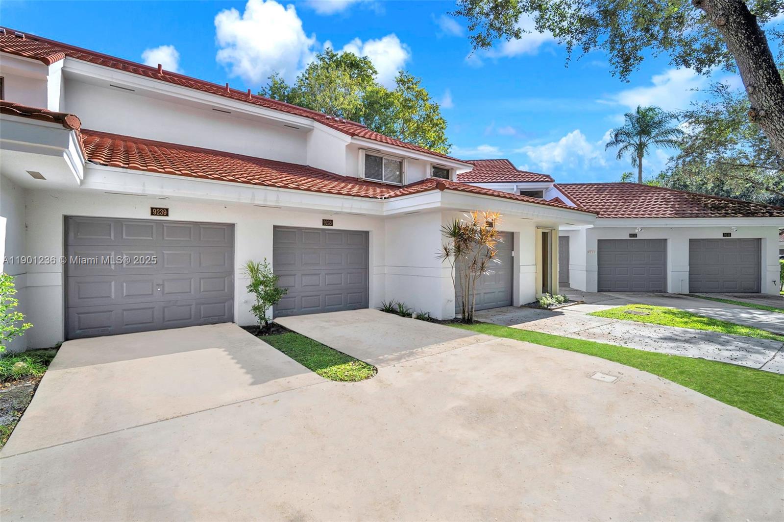 PARC COURT CONDO - Residential