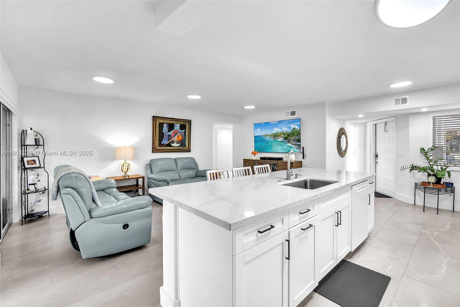 PARC COURT CONDO - Residential