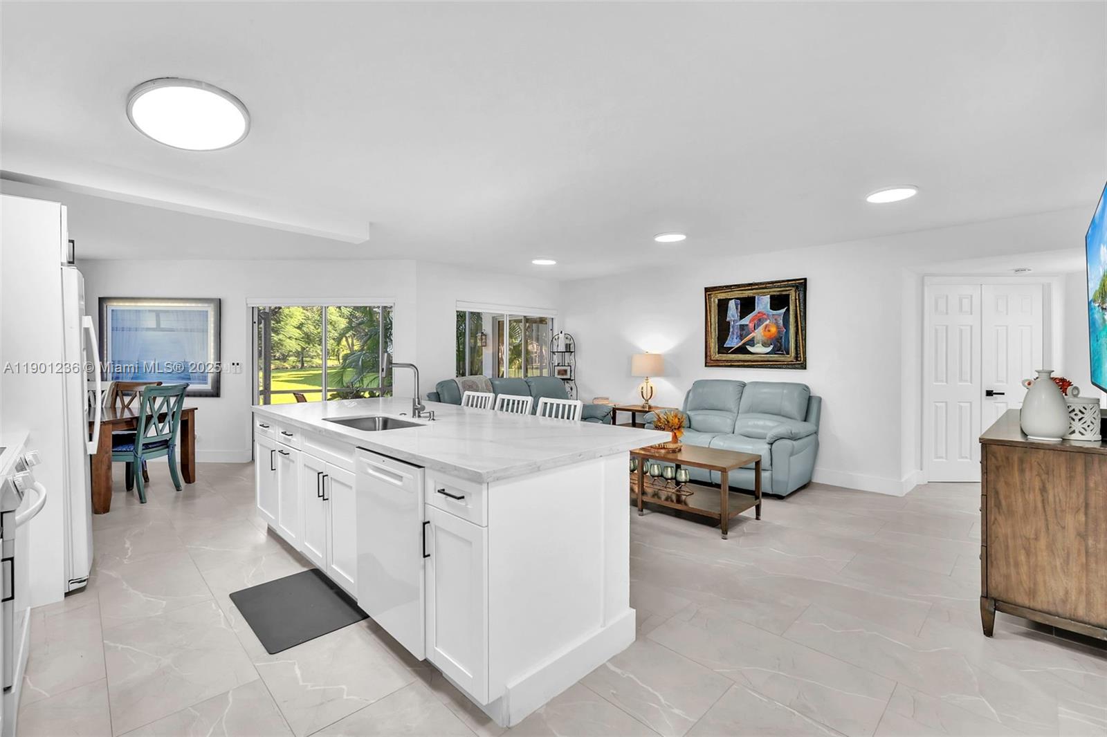 PARC COURT CONDO - Residential