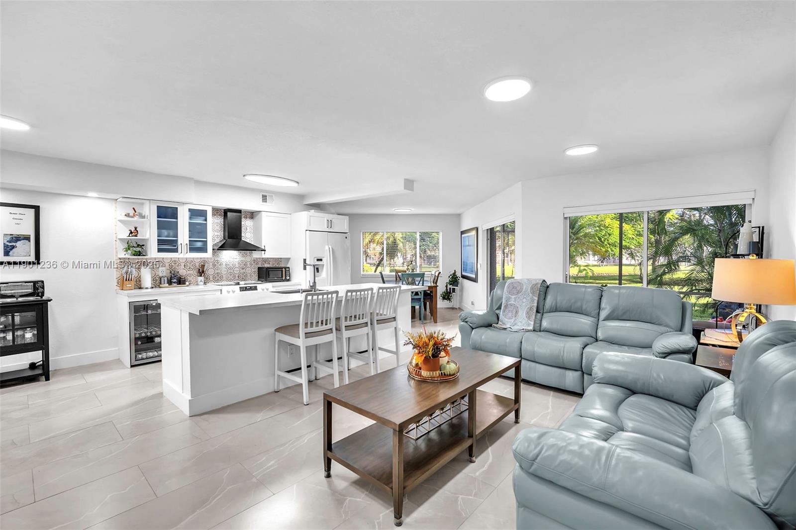 PARC COURT CONDO - Residential