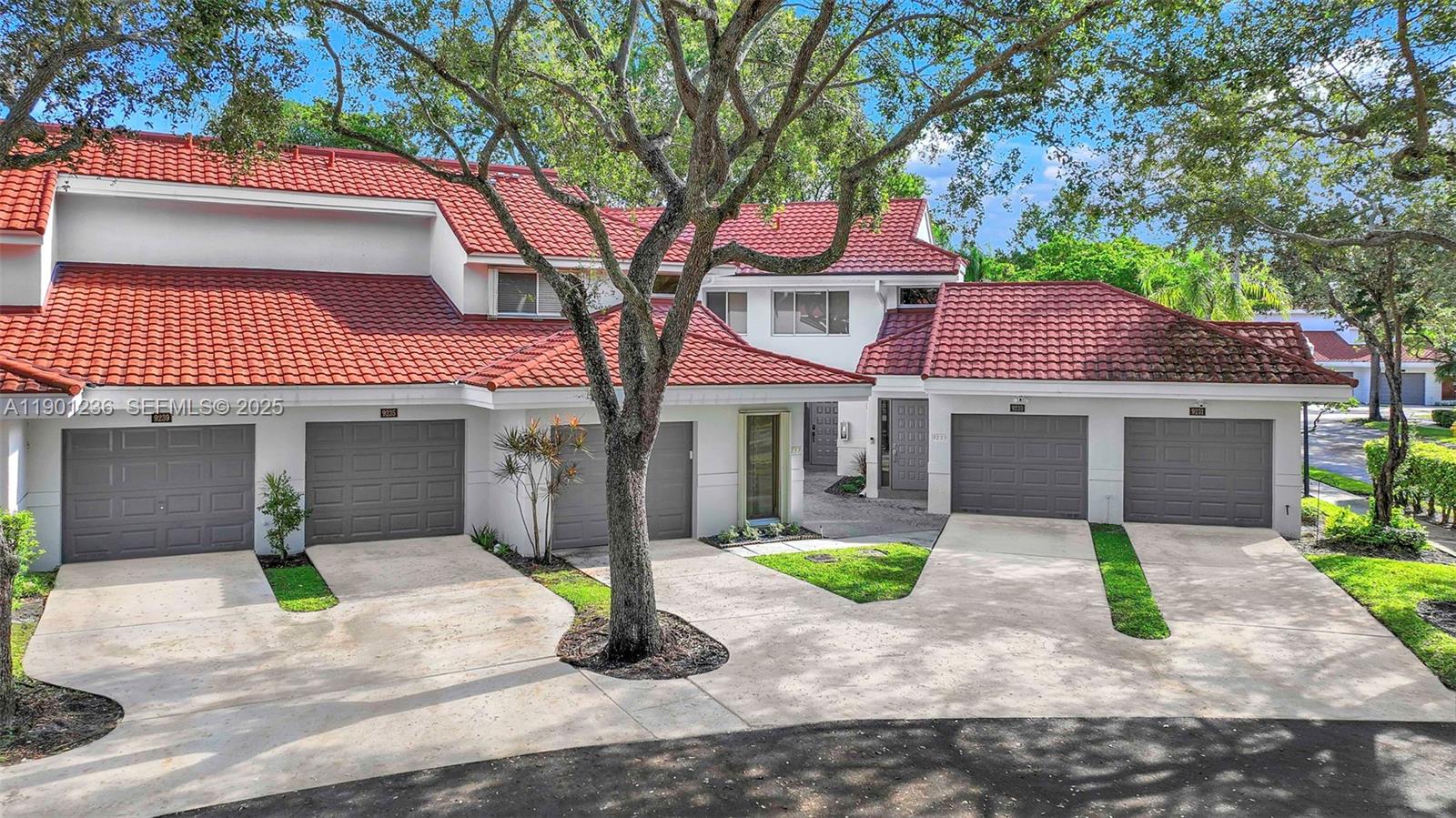 PARC COURT CONDO - Residential