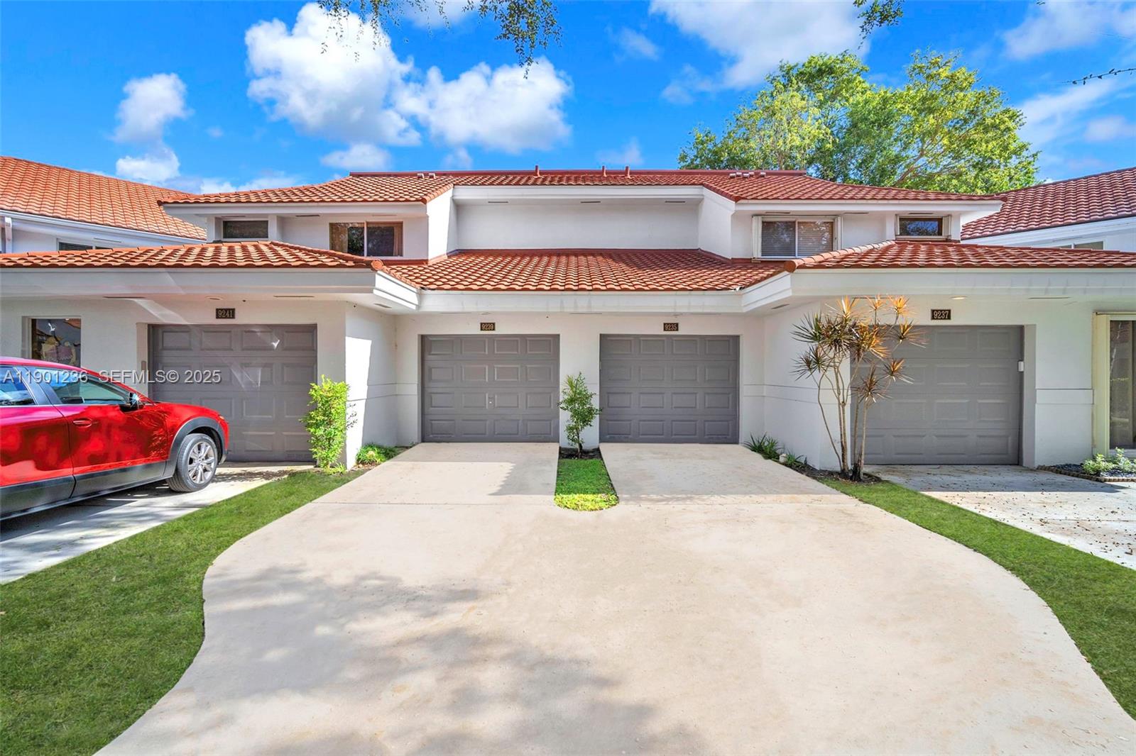 PARC COURT CONDO - Residential