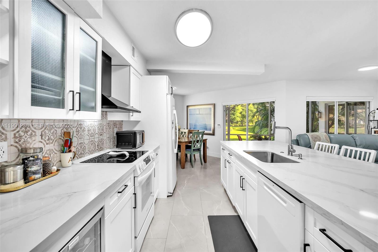 PARC COURT CONDO - Residential