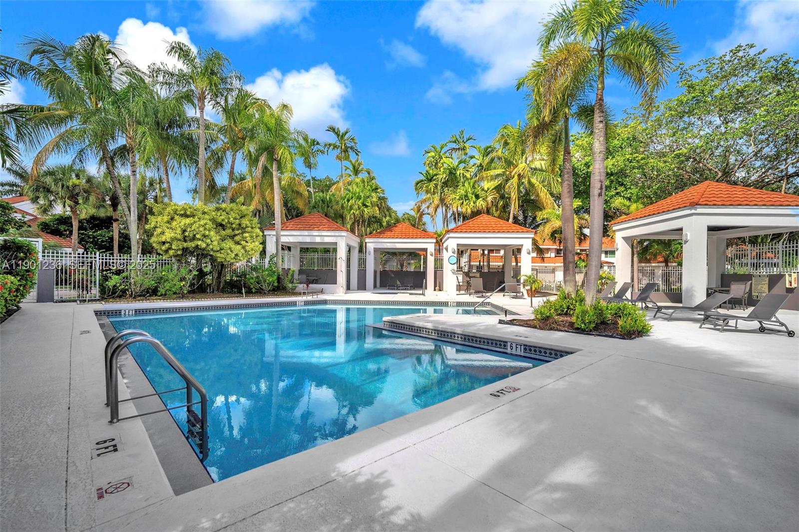 PARC COURT CONDO - Residential