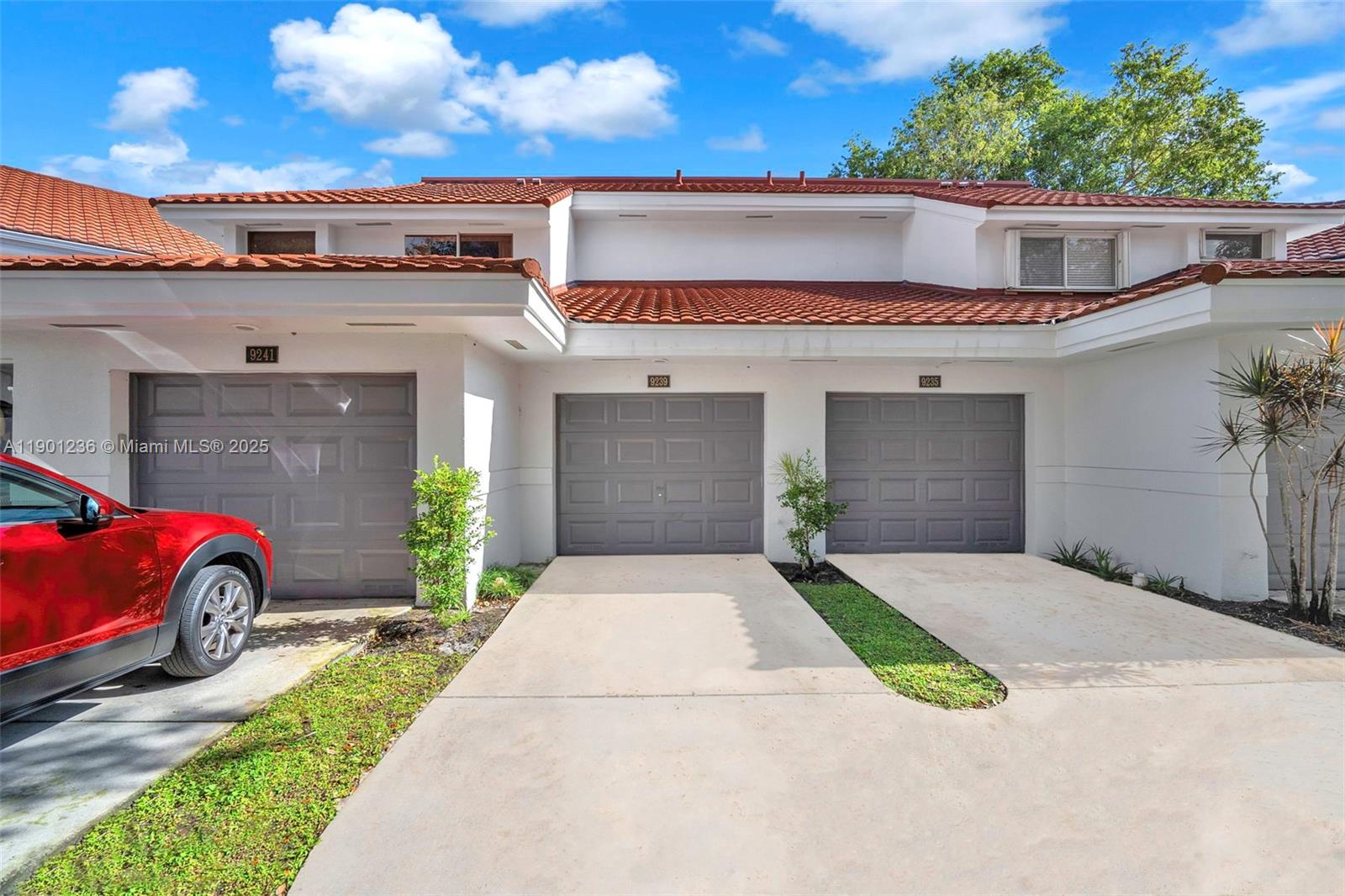 PARC COURT CONDO - Residential