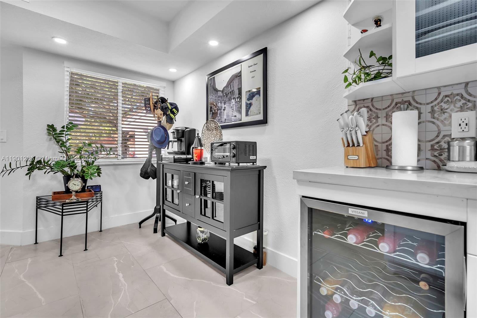 PARC COURT CONDO - Residential