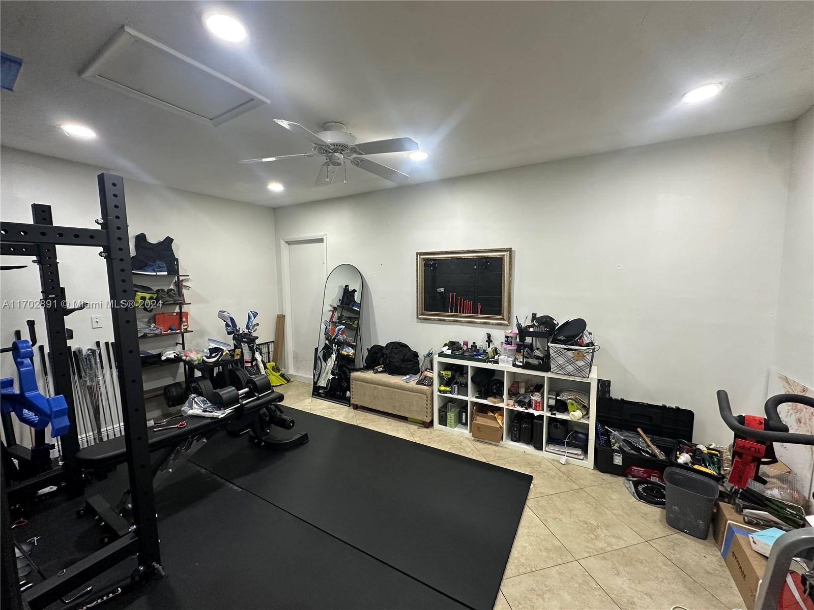 8371 Sunset Strip